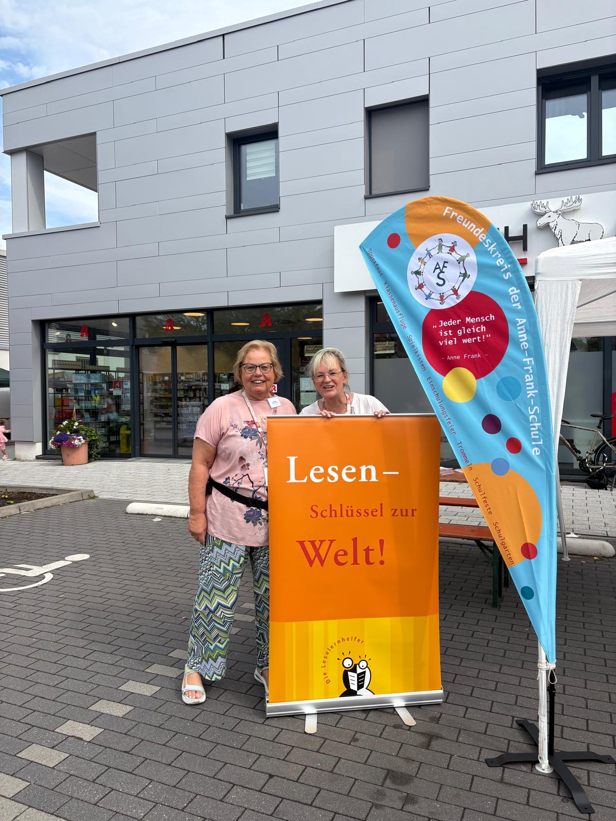 Lesementor beim Stadtteilfest in Kaltenmoor
